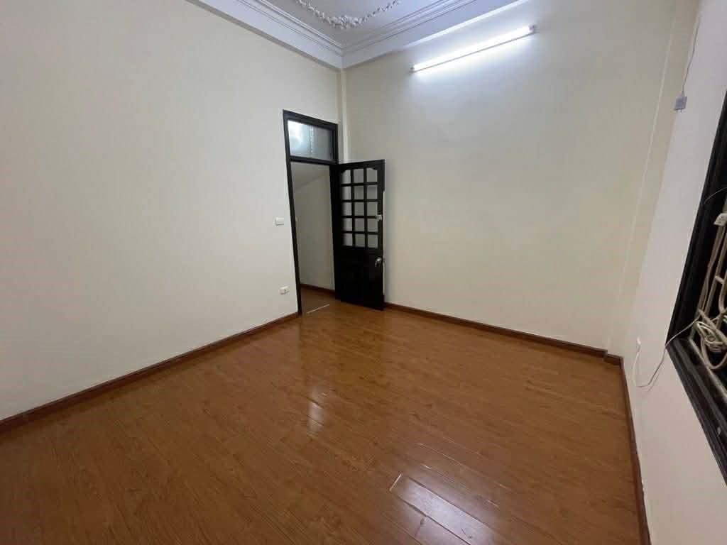 BÁN NHÀ HÀO NAM 55m2 x 4T_NGÕ THÔNG RỘNG_GẦN PHỐ_XÂY CHDV 7 TẦNG THANG MÁY DÒNG TIỀN KHỦNG, nhỉnh 14 tỷ